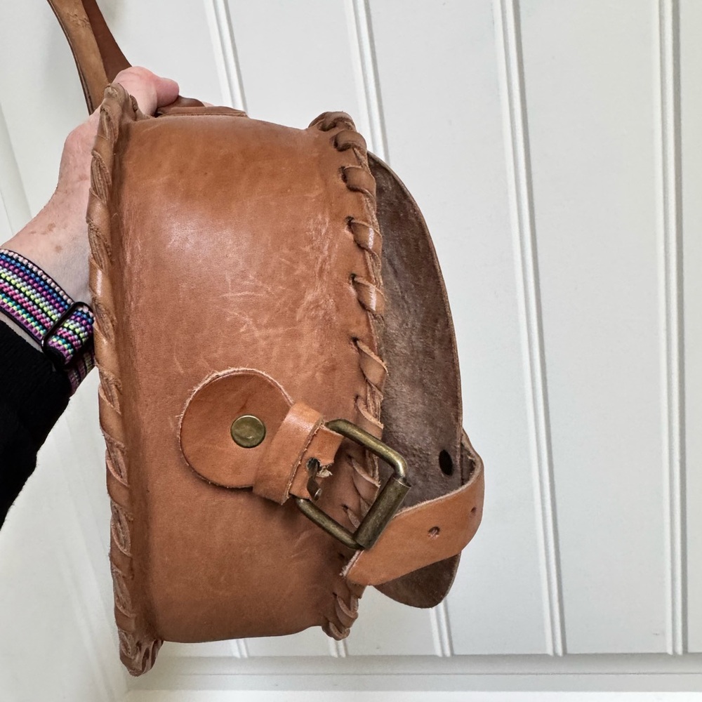Handmade Leather Floral Embossed Crossbody Mini Saddle Bag. 8” by 7.5” by 3” - Picture 6 of 6